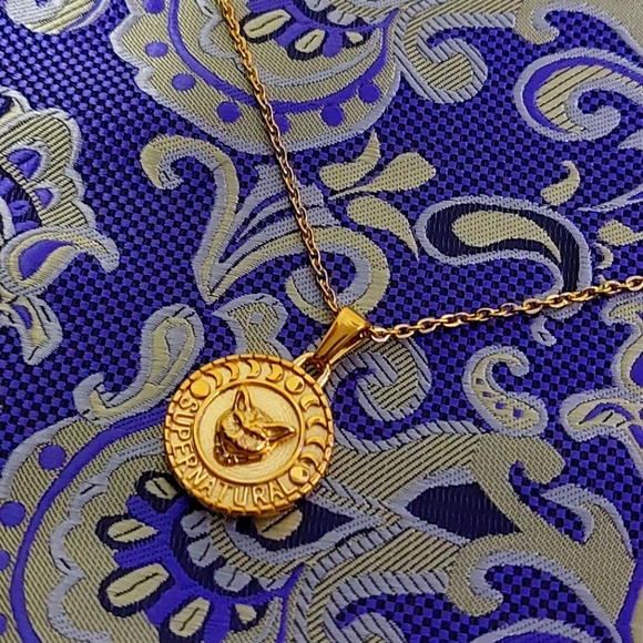 18K Gold Plated "Supernatural" Cat Pendant Necklace - Picture 13 of 13